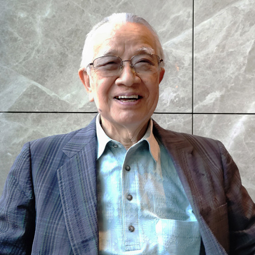 阿刀田高
